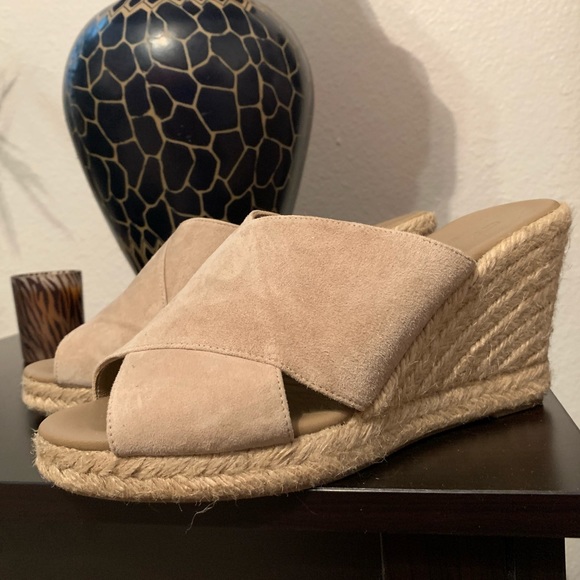 Andre Assous Shoes - Andre Assous Suede Espadrille Slides - Size 6